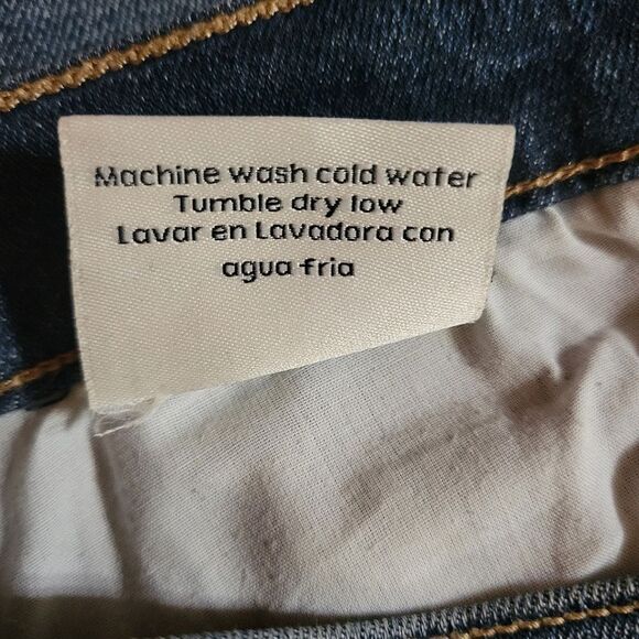 Sneak Peek Mid-Rise Distressed Patch Skinny Blue Jeans - Picture 11 of 13